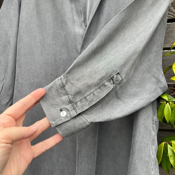 Zara Charcoal Shirt w/three quarter length sleeve - Size L - Picture 3 of 5